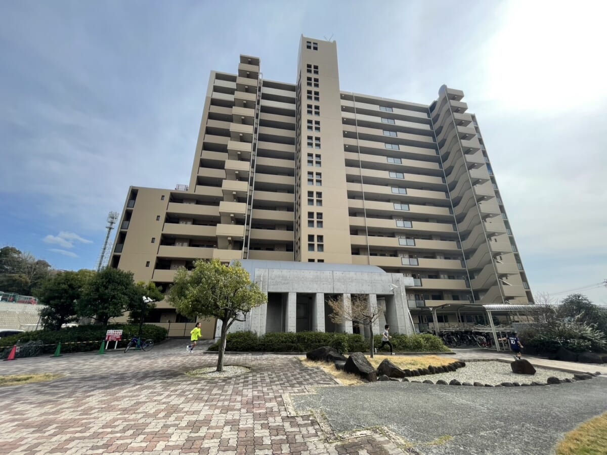  エバーランドシティ新泉北8番館  ｜和泉市室堂町にある南向き2LDK物件！オートロック付きで設備も充実、オススメPt80！